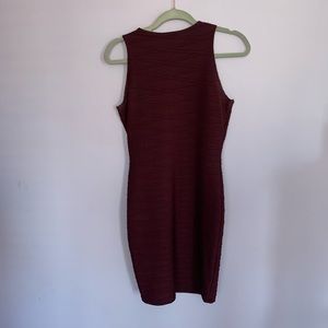 WINDSOR body con dress
